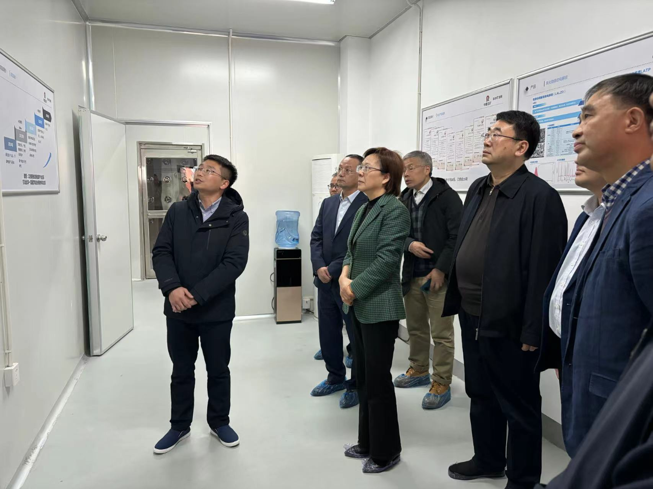 謝建輝來院調研固態(tài)電池研發(fā)和產業(yè)化進展情況